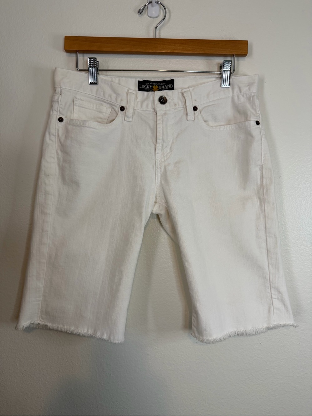 Lucky Brand Shorts Women's Abbey Bermuda Raw Hem Cutoff Jean 4/27 Inseam 11"